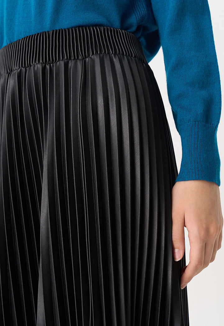 Choice Single Tone Faux Leather Pleated Skirt Black