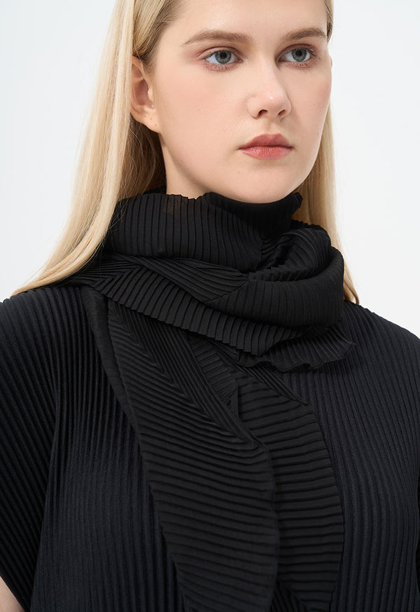 Choice Solid Pleated Scarf Black