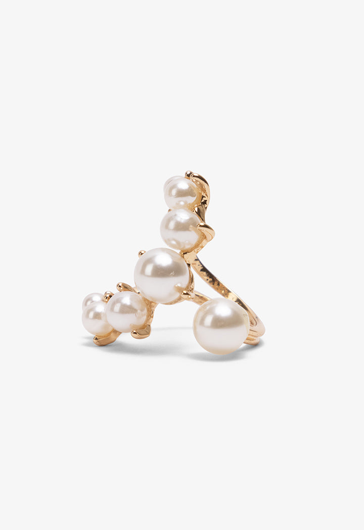 Choice Modern Faux Pearls Ring Off White