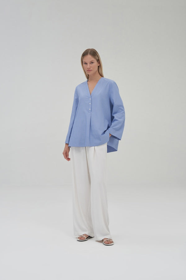 Kk Design V-Neck Pleated Detailed Shirt Blue
