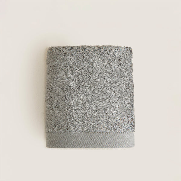 Chakra Solid Towel 30X50 Cm Light Grey