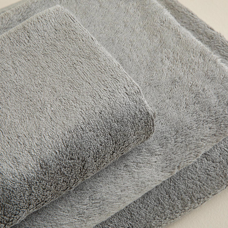 Chakra Solid Towel 50X90 Cm Light Grey