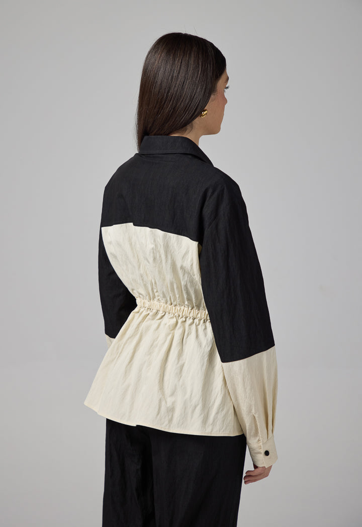 Choice Contrast Front Pockets Relaxed Fit Shirt Black