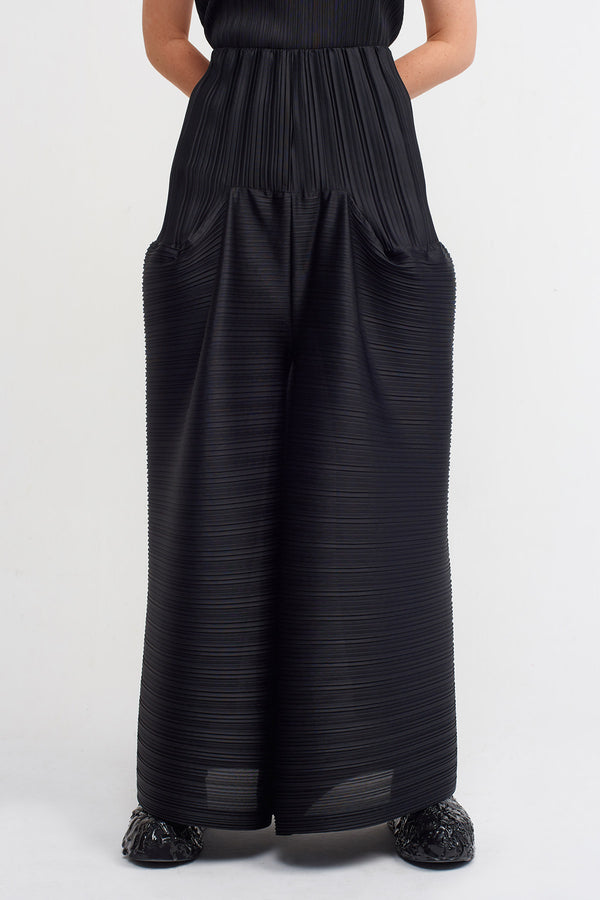 Nu High Waisted Pleated Trousers Black