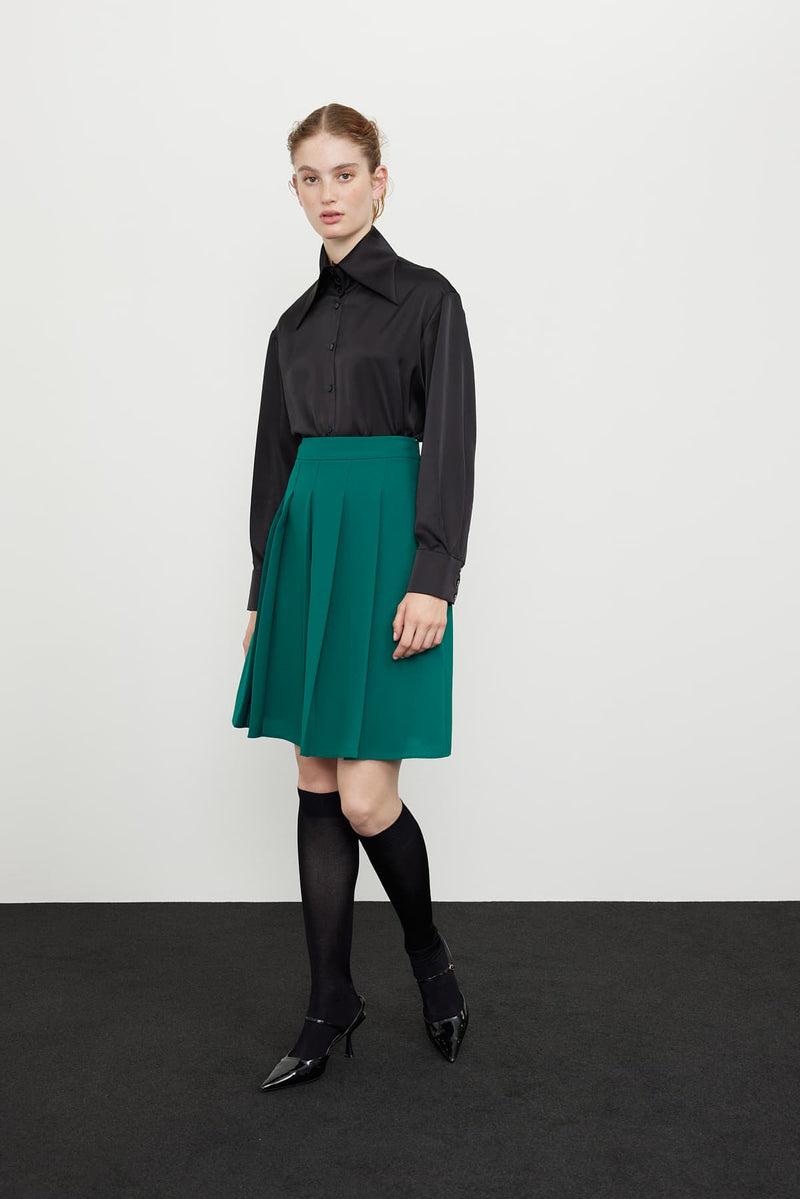 Roman Crepe Pleated Solid Skirt Green