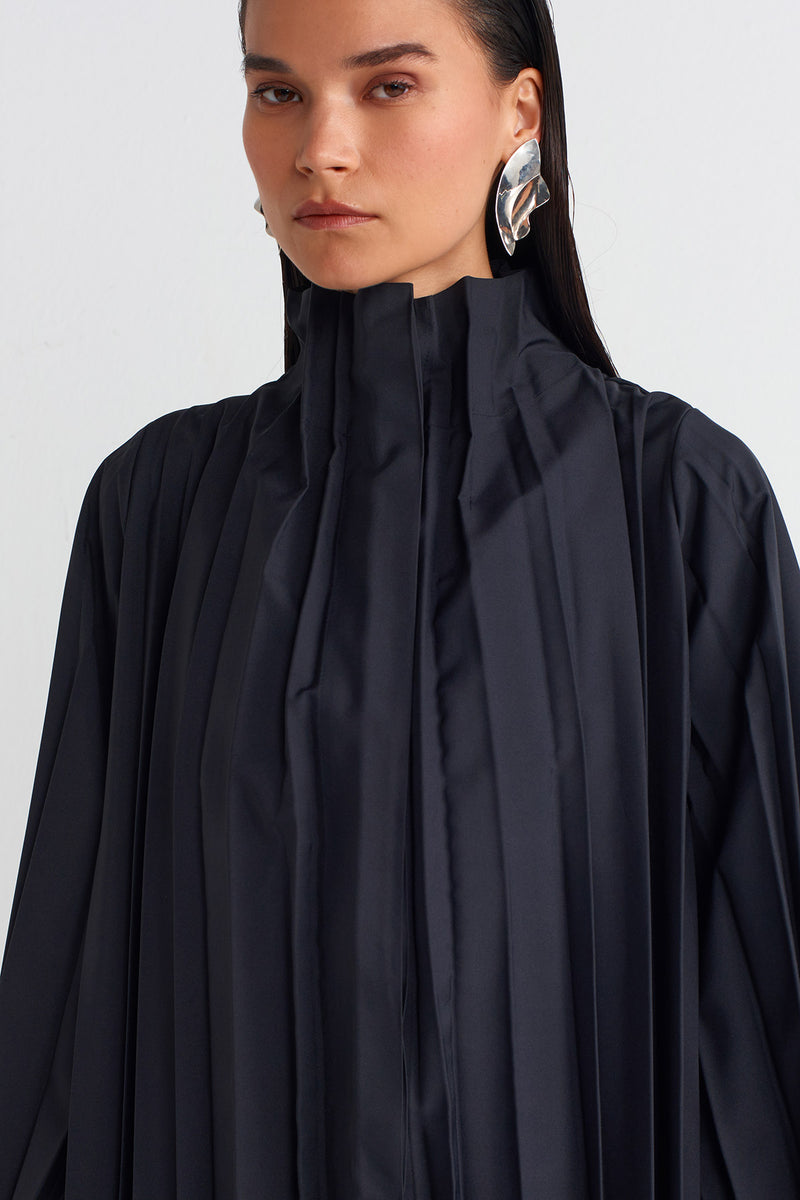 Nu Long Pleated Jacket Ebony