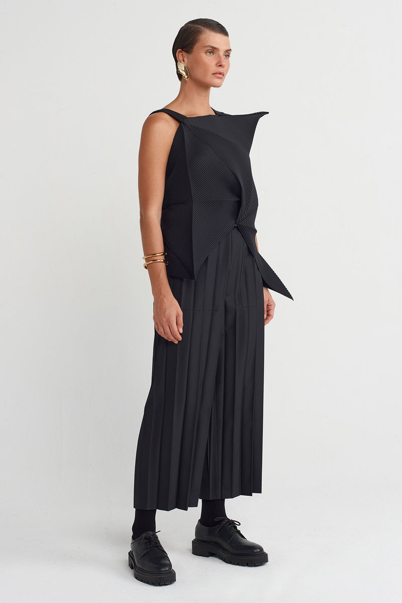 Nu Origami-Style Pleated Blouse Black