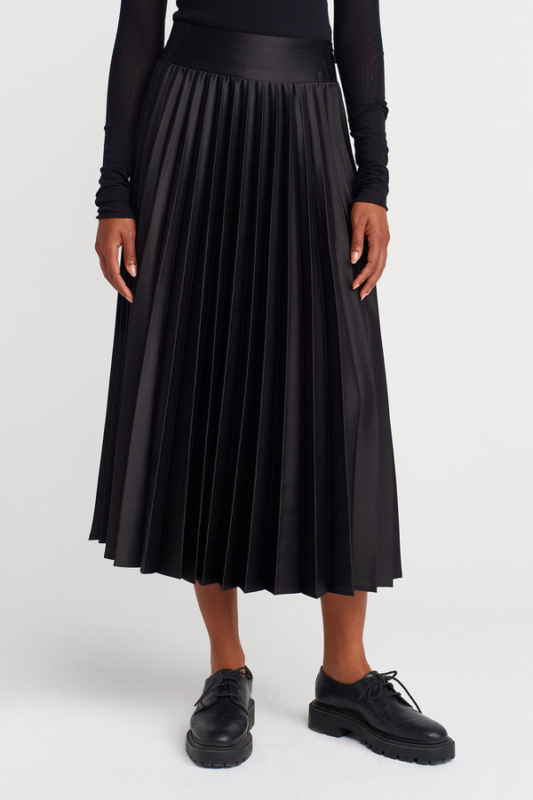 Nu Pleated Midi Skirt Black
