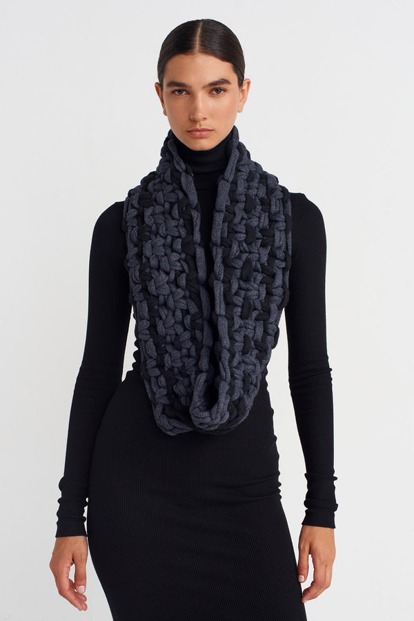 Nu Handcrafted Macramé Loop Scarf Black & Grey