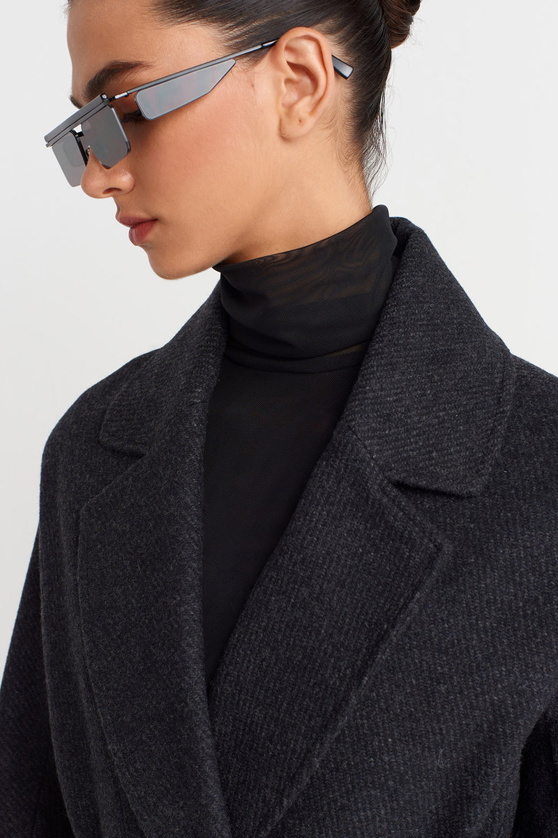 Nu Long Belted Coat Black/White