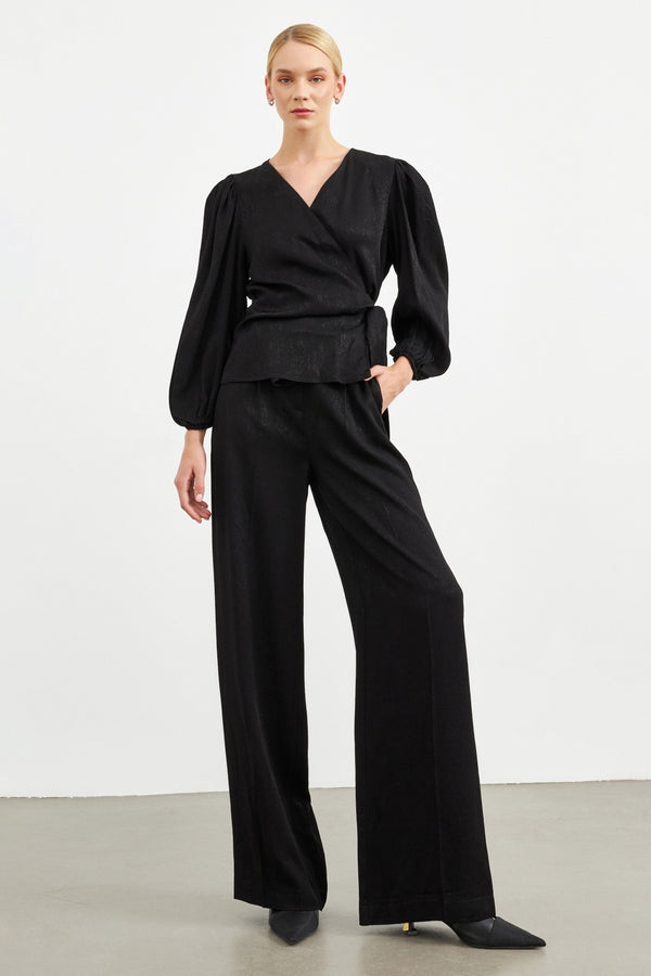 Setre Comfortable Cut Trousers With Pleated Details Black