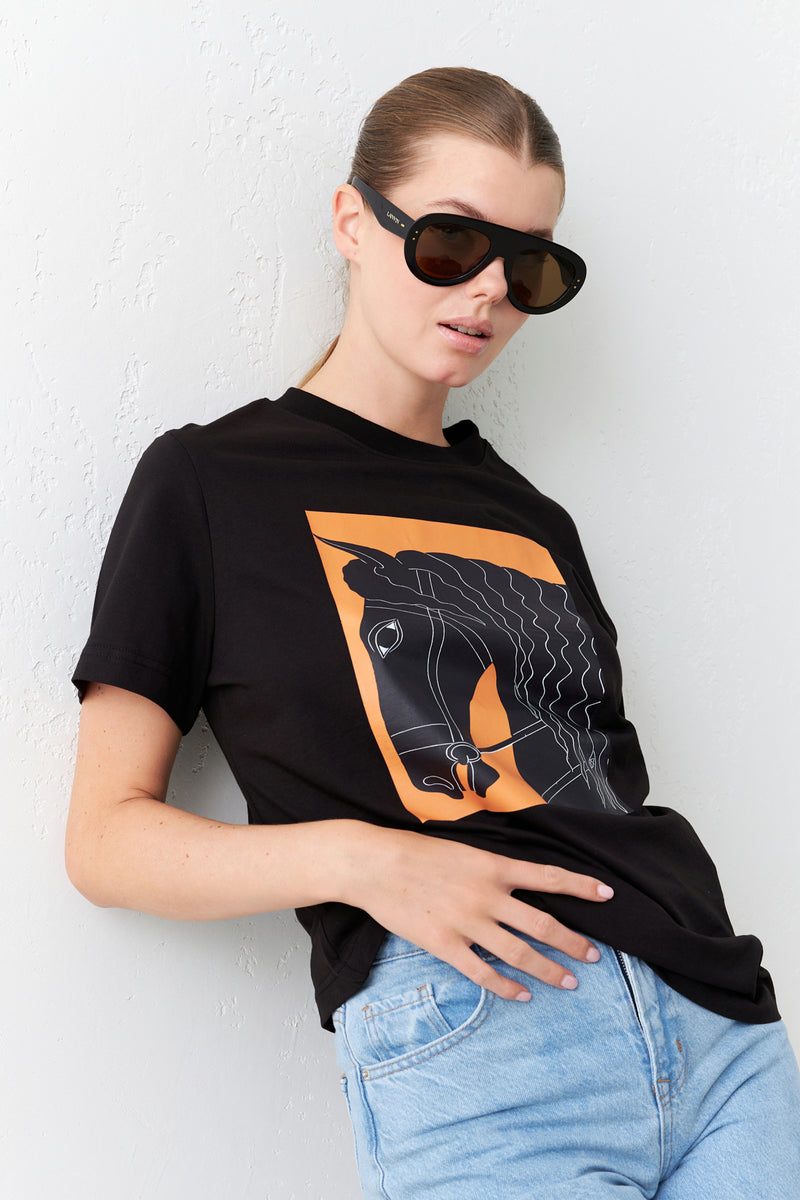 Setre Graphic "Horse Print" T-Shirt Black