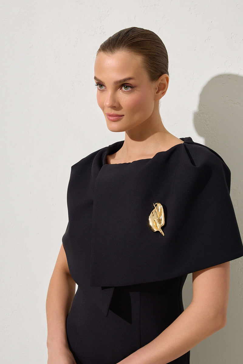 Setre Collar Detailed Full Cut Midi Length Dress Black