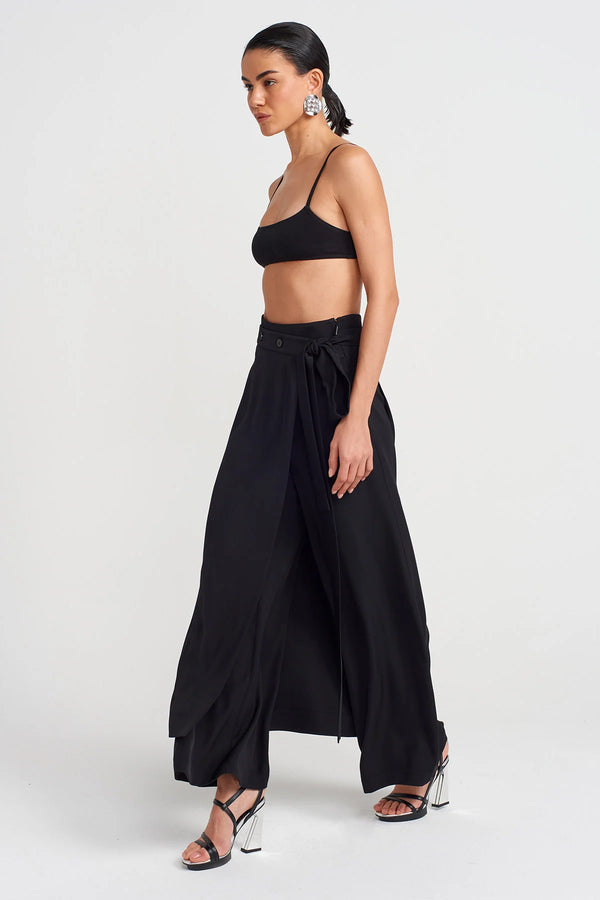Nu Pareo Trousers Black