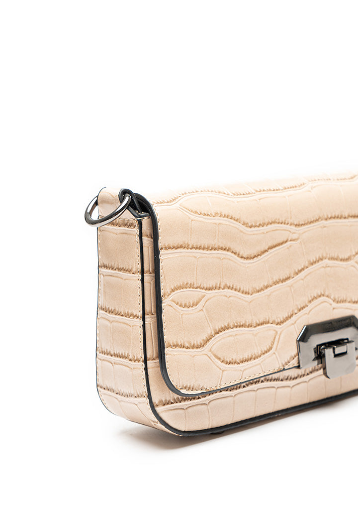 Choice Wavy Textured Bag With Chain Beige