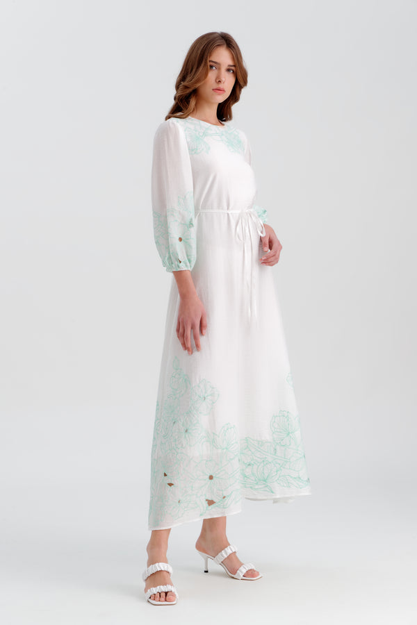 Choice Contrast Embroidered Maxi Dress Off White