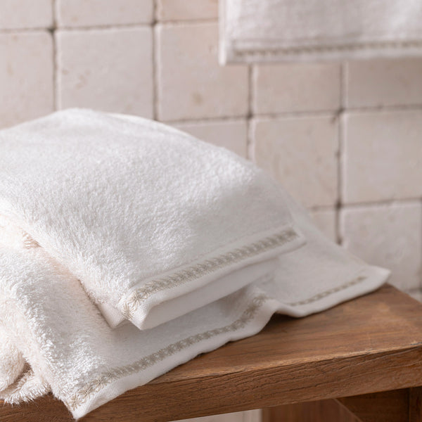 Chakra Afra Face Towel 50X90Cm Ecru