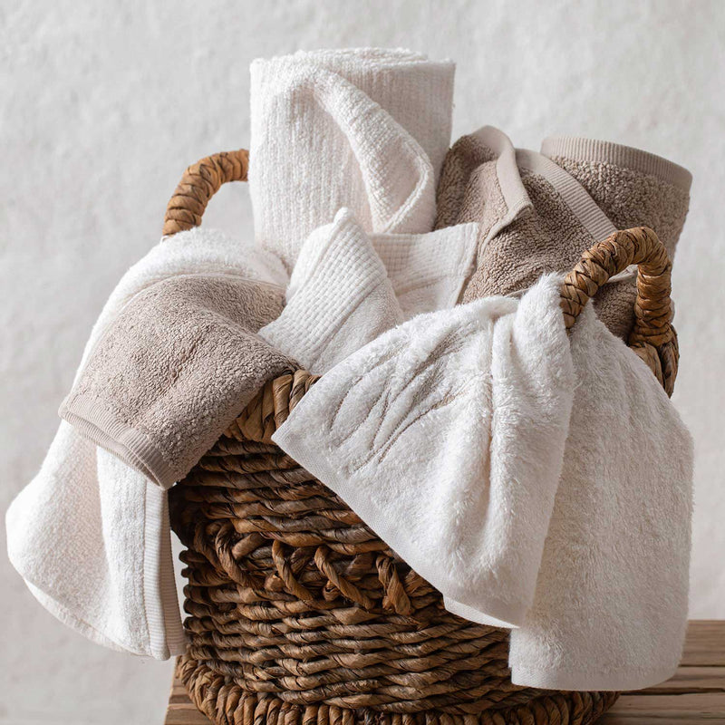 Chakra Andy Hand Towel 30X50Cm Ecru