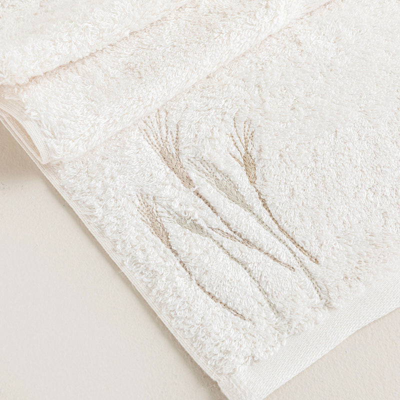 Chakra Andy Hand Towel 30X50Cm Ecru