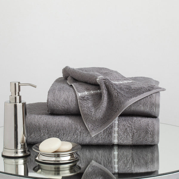 Chakra Lindi Bath Towel 85X150Cm Dark Grey