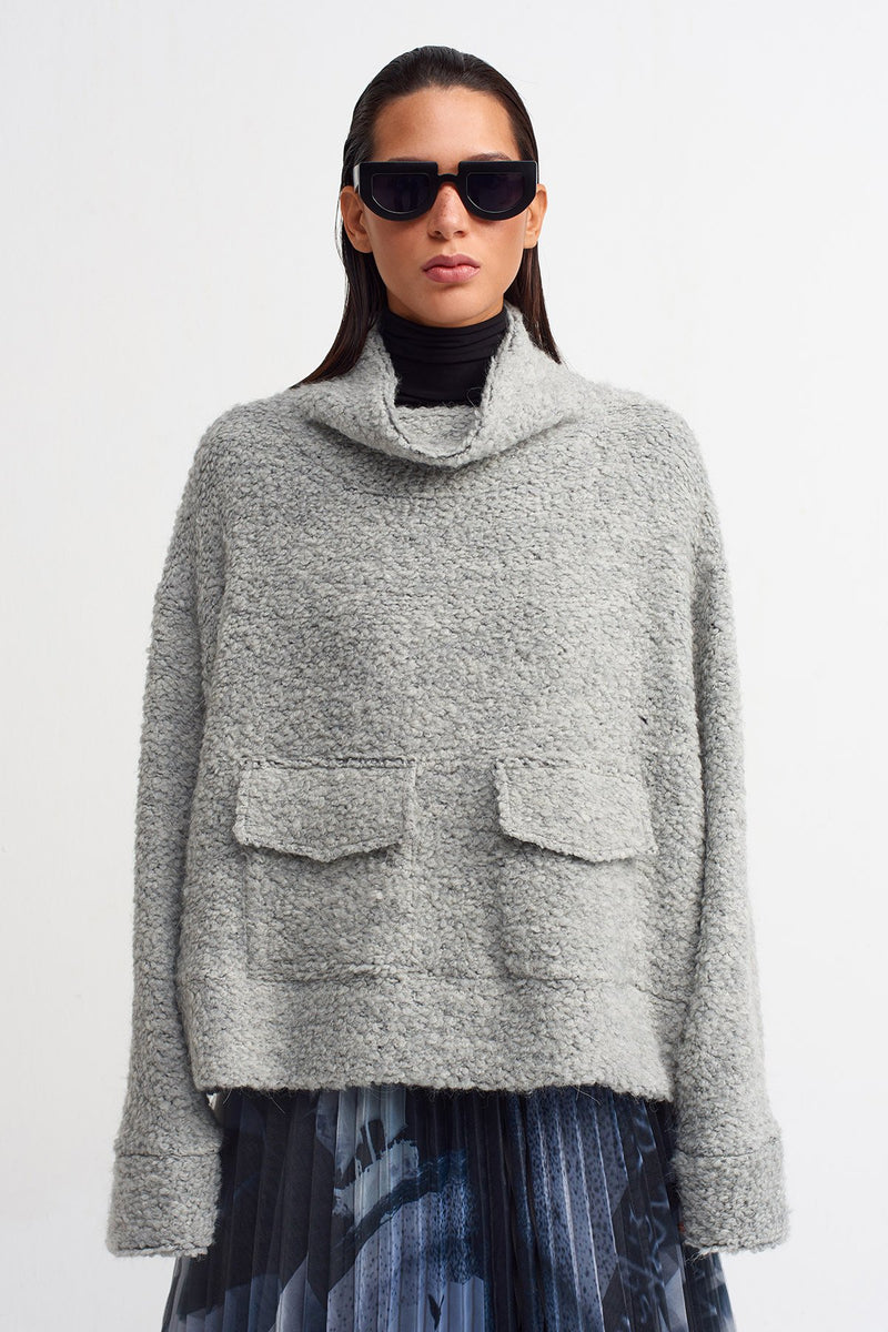 Nu Double Pocket Sweater Light Grey