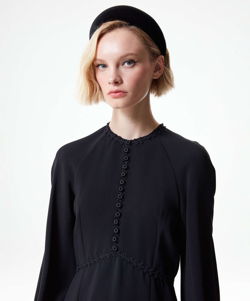 Machka Elegant A-Line Midi Dress Black
