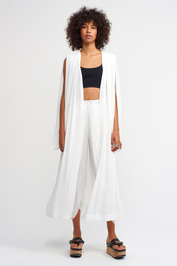 NU Detailed Sleeve Outerwear Off White