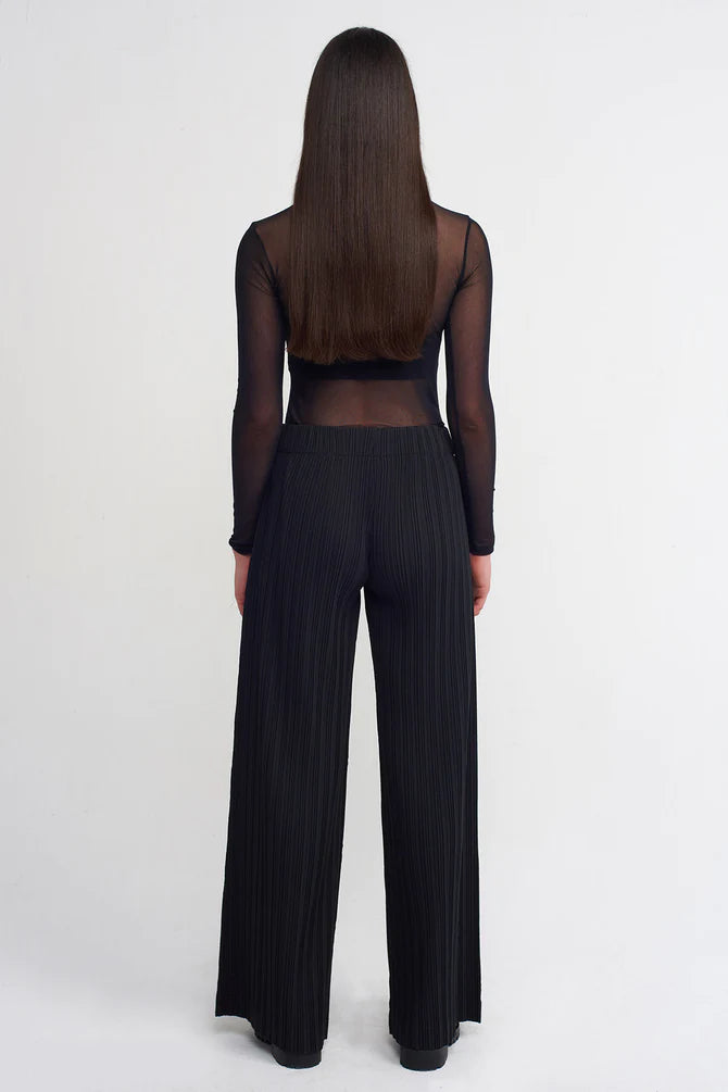 Nu Solid Pleated Trousers Black