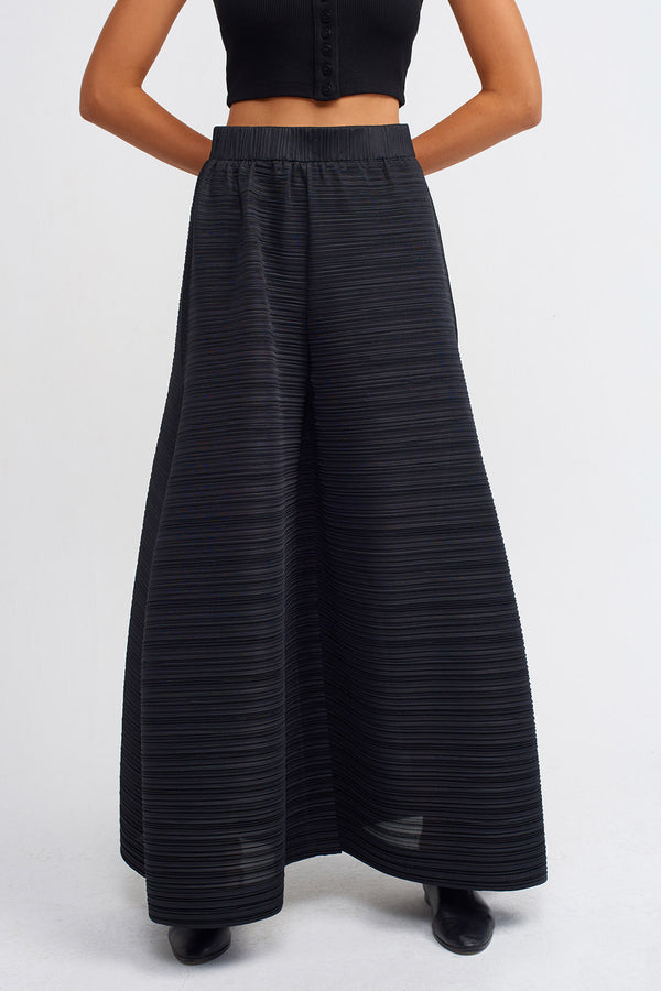 Nu High Waist Loose Fit Trousers Black